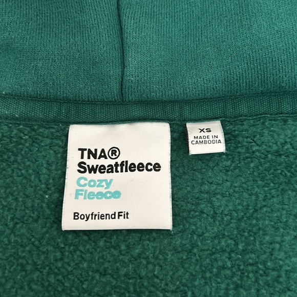 Aritzia TNA Sweatfleece Cozy Fleece Boyfriend Fit - Picture 2 of 4